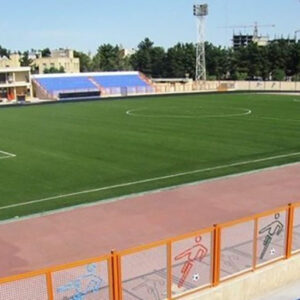 زمین چمن ورزشگاه شهید حیدریان قم به هیئت فوتبال واگذار می‌شود